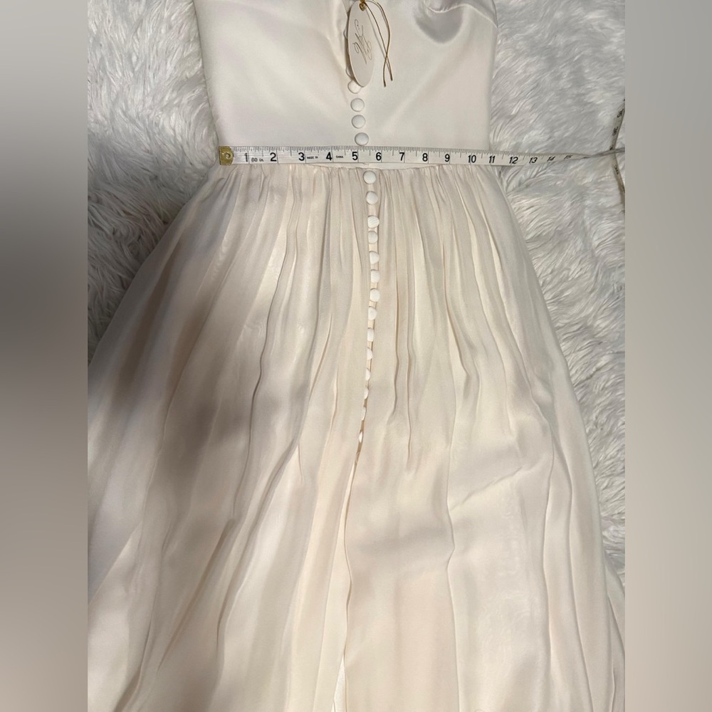 NWT- LEANNE‎ MARSHALL Elegant Ivory maxi Dress Size: 0 - Picture 15 of 16
